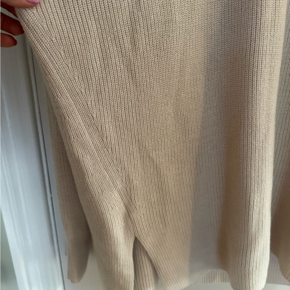 Lululemon Merino Wool Blend Ribbed Crewneck Oatmeal Beige Size 10 - Picture 3 of 10